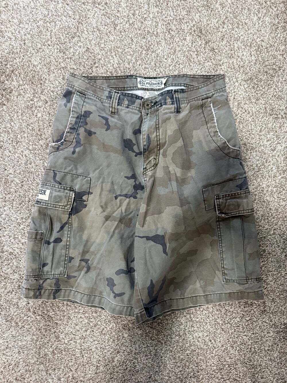 U.S. Polo Assn. Green Camouflage Cargo Shorts Size 32